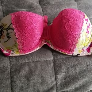 Pink floral strapless bra